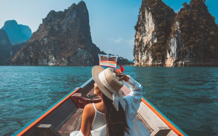 solo female travel guide